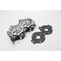 326503 Johnson Evinrude 1981-1985 Starboard Cylinder Head w/ Bolts 115 HP V4