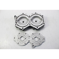 326503 Johnson Evinrude 1981-1985 Starboard Cylinder Head w/ Bolts 115 HP V4
