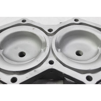 326503 Johnson Evinrude 1981-1985 Starboard Cylinder Head w/ Bolts 115 HP V4