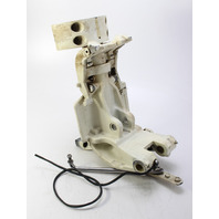 434691 434164 Johnson Evinrude 1991-98 Swivel Bracket & Steering Arm 20in 90 HP