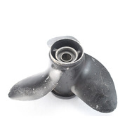 386907 Johnson Evinrude 1975-05 RH 13 X 11 Propeller 40-75 HP 6 MO HUB WTY