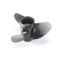 386907 Johnson Evinrude 1975-05 RH 13 X 11 Propeller 40-75 HP 6 MO HUB WTY