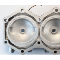 326505 Johnson Evinrude 1981-1998 Starboard Cylinder Head 88 90 100 110 + HP V4