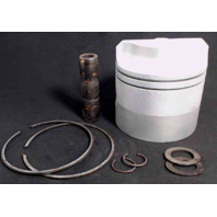C 322969 Johnson Evinrude Standard 2 Ring Piston with Hardware REFURBISHED