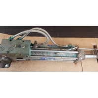 9SC200-9 HC5801 SeaStar Hydraulic Steering Cylinder FOR PARTS OR REPAIR