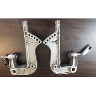 8929M 8928M Yamaha Mariner 1977-1987 Clamp Bracket Set 40 HP 2 Cylinder