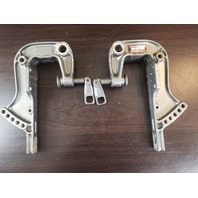 8929M 8928M Yamaha Mariner 1977-1987 Clamp Bracket Set 40 HP 2 Cylinder