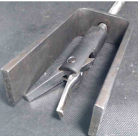 432131 0432131 Johnson Evinrude Small Puller Jaws Tool