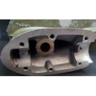 Johnson Evinrude 1971-1977 Upper Splitcase Lower Unit 18 20 25 HP 2 Cylinder