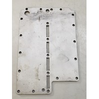 317729 Johnson Evinrude 1973-1980 Inner Exhaust Cover 85 100 115 140 HP V4