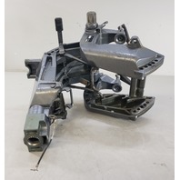 6L2-43311-05-4D 6L2-42510-01-4D Yamaha 1997-2006 & UP Swivel Bracket 20 25 HP