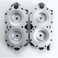 335810 0335810 Johnson Evinrude 1995-05 Cylinder Head Set 115 HP ONLY CLEAN