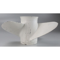 6E5-45945-01-00 Yamaha 1984 & UP RH 13-1/4 x 17 Propeller 50 60 70 75 80 + HP