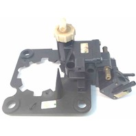 340082 433352 Johnson Evinrude 1995-01 Fuel Bracket, Cover & Pump 90 100 115 HP