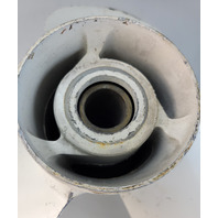 6E5-45945-01-00 Yamaha 1984 & UP Aluminum RH 13-1/4 x 17 Propeller 50-130 HP