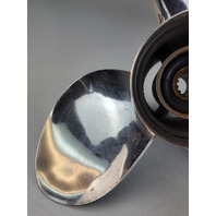 99105-00700-16P Suzuki 2001 & UP SST RH 14 x 16 Propeller 50 60 70 80 90 100+ HP