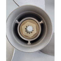 19640A40 Mercury Black Max 1980 & UP ALUM RH 10-3/8 x 13 Propeller 9.9-25 HP