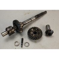 57300-94843 57621-94700 Suzuki 1985-1997 Gear Set With Propeller Shaft 55 65 HP