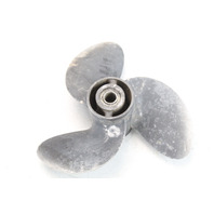 48-47670A1 Mercury 1968-1985 9 x 7 Propeller RH 3 Blade 4 4.5 + HP 6 MTH HUB WTY