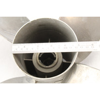 48-831918A55 Mercruiser 1978 & Up Bravo I 15 1/4 x 30 Propeller 90 115 135 + HP