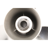 48-16992A40 Mercury Laser II STT 13-3/4 x 22 RH Propeller 40 50 60 65 70 75 + HP
