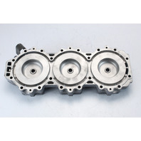 Yamaha 1996 1997 1998  - 2004 Cylinder Head 200 225 250 HP 2 Stroke V6 CLEAN