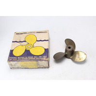 NEW IN BOX AMC-423 Johnson Evinrude 1966 RH 7 3/4 X 7 Bronze Propeller 6 HP