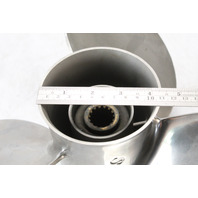 3451-139-17 Solas HR Titan STT RH 13-7/8 x 17 Propeller 50 + HP 6 M HUB WTY
