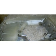 323067 331399 Johnson Evinrude 1978-1986 Bottom Cowl Pan 60 65 70 75 HP