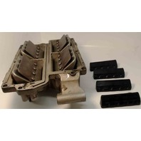 389533 389824 Johnson Evinrude 1978-1979 Intake Manifold & Plates 85 100 + HP