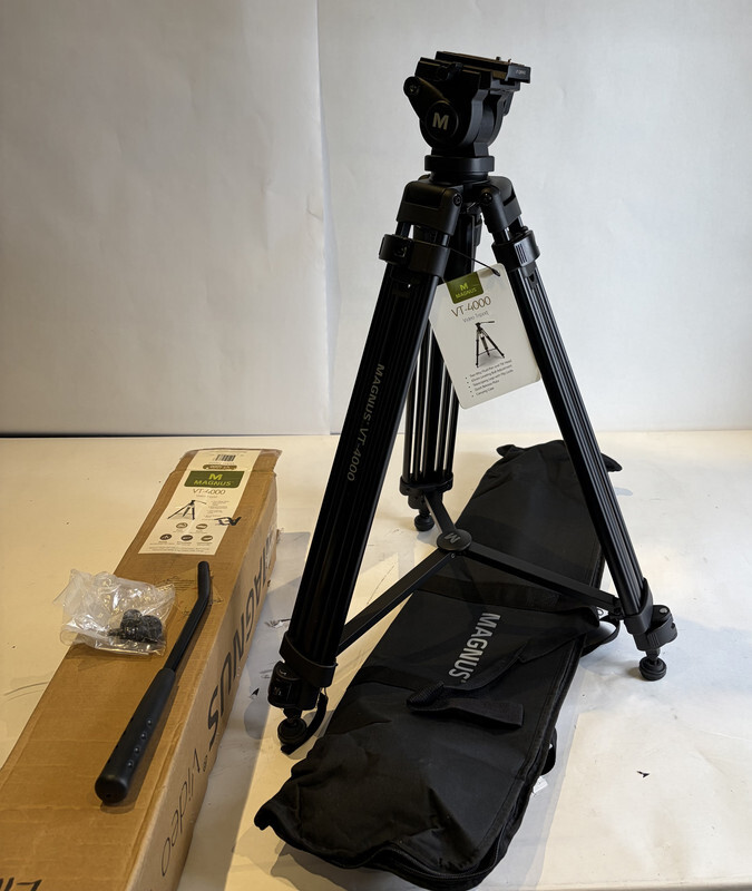 MAGNUS VT-4000 VIDEO TRIPOD STAND WITH CARRY BAG VT-QRP400