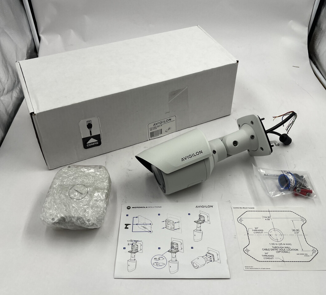 AVIGILON 5.0C-H6SL-BO1-IR WALL MOUNTED SECURITY CAMERA 320-1314A