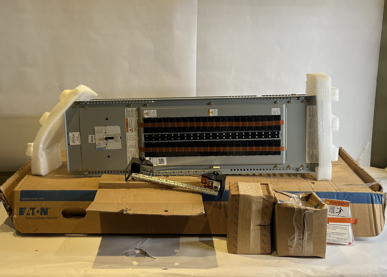 EATON POW-R-LINE XPERT PRL1X 42-CIRCUIT PANELBOARD WITH PDD2 225A BREAKER