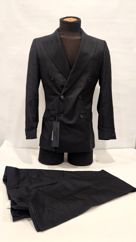 HUGO BOSS BECKHAM 50549202 DOUBLE-BREASTED SUIT IN VIRGIN WOOL 38R DARK BLUE