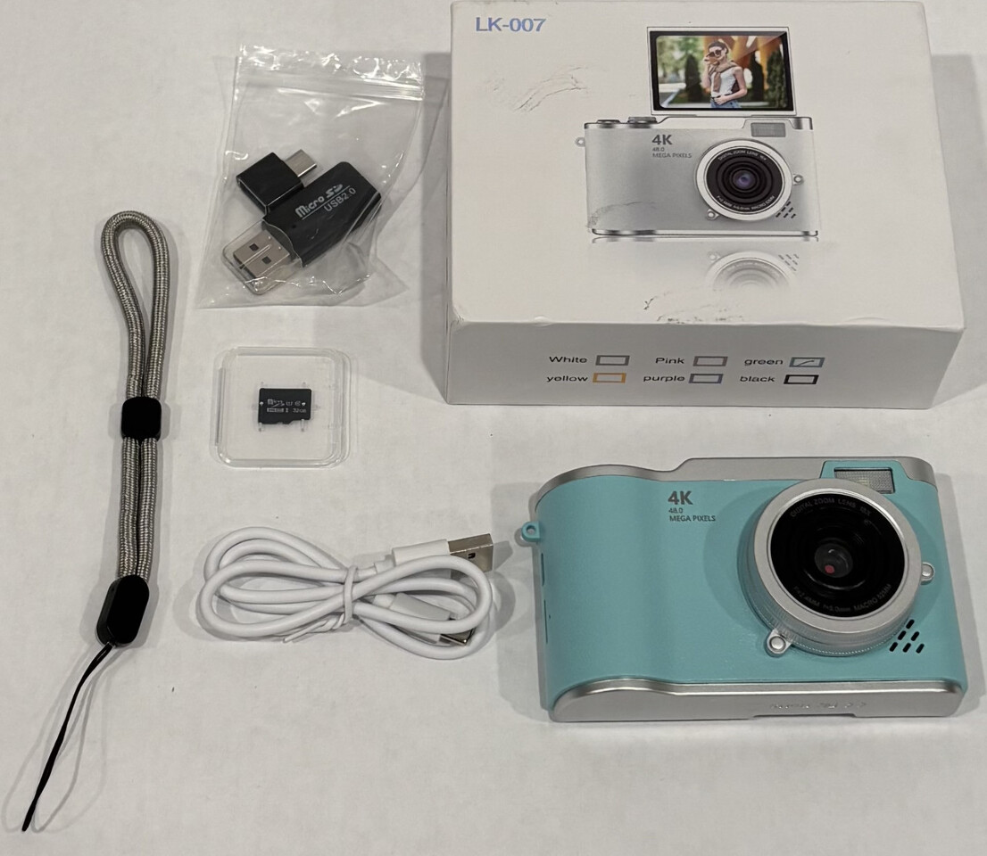 ALTODAS LK-007 DIGITAL CAMERA LIGHT GREEN W/ POWER CORD ADAPTER AND 32GB STORAGE