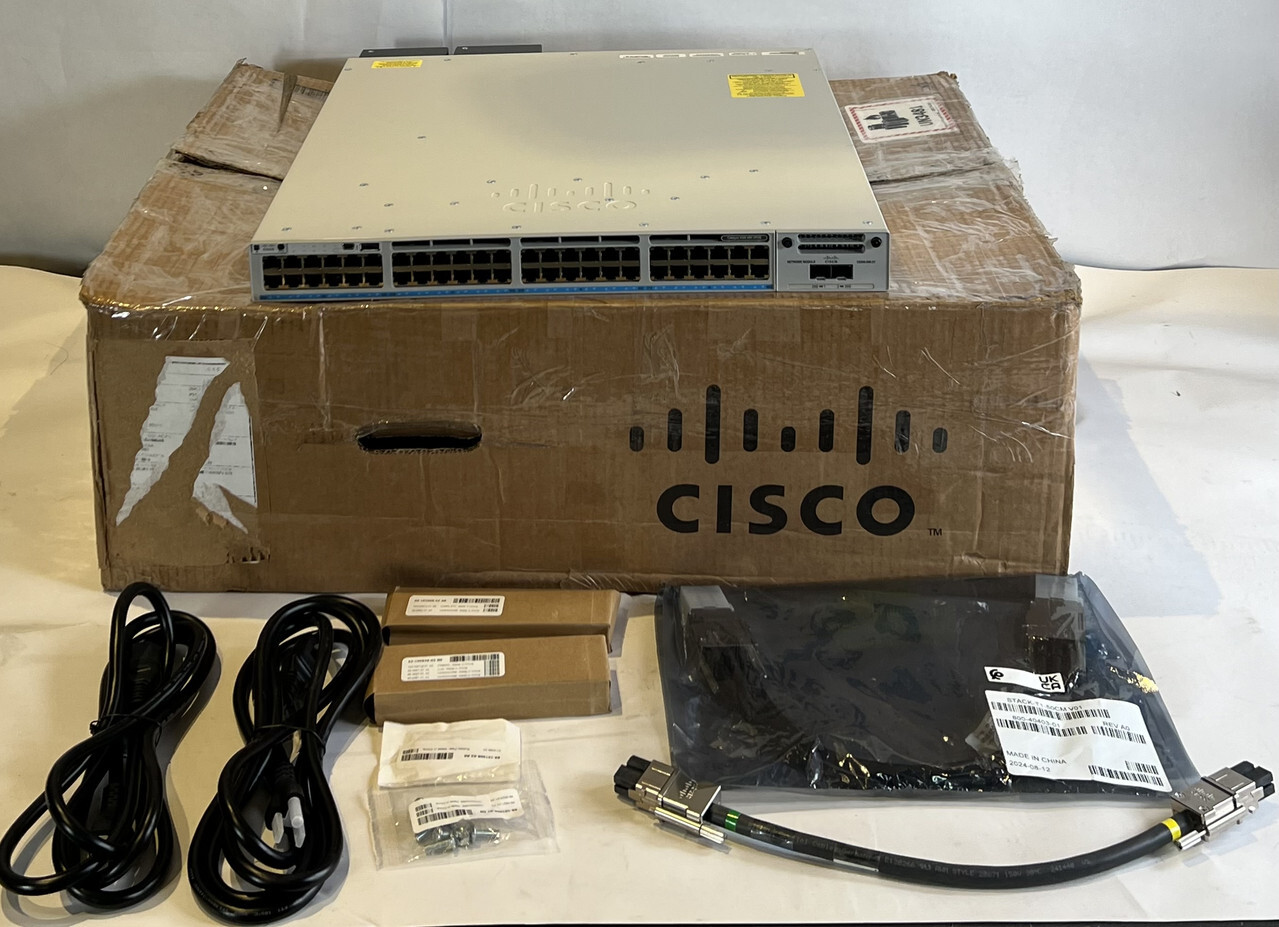 CISCO CATALYST C9300-48UN-A 48 PORT5GBE UPOE NETWORK ADV SWITCH +C9300-NM-2Y