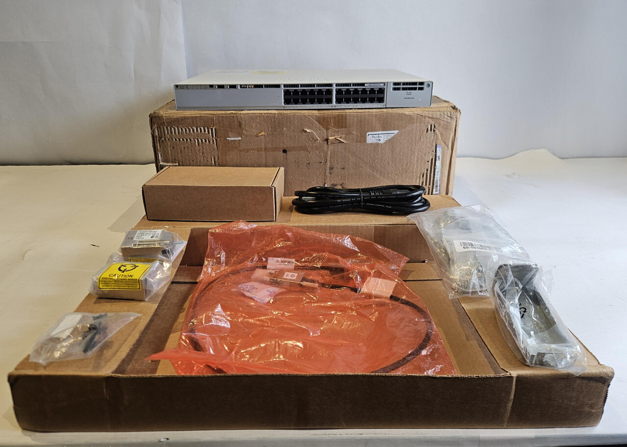 CISCO C9200-24P-A++ V04 CATALYST 9200 SEREIS SWITCH 24 PORT POE+ +C9200-NM-4X