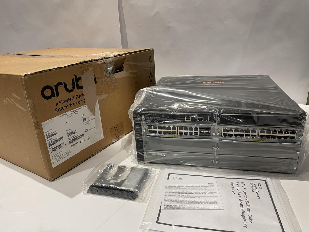 HPE ARUBA 5406R ZL2 SWITCH J9850A W/20P GIG-T 4P SFP+ J9990A 24P J9986A J9827A