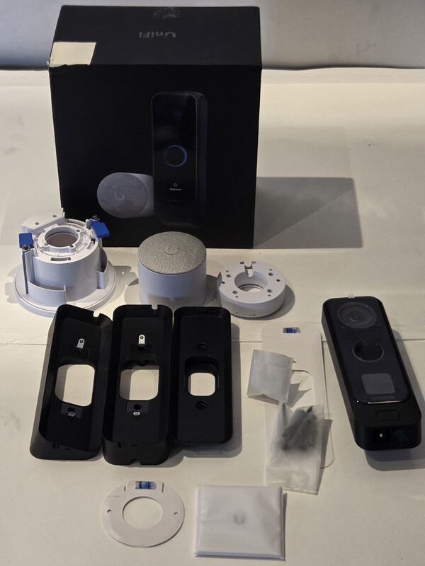 UBIQUITI NETWORKS G4 DOORBELL AND CHIME PROFESSIONAL POE KIT