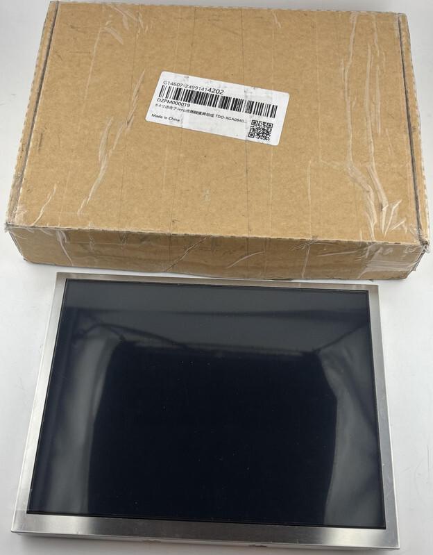 UCONNECT TDO-XGA0840J00001 UAQ 8.4 INCH 4C LCD TOUCHSCREEN DISPLAY FOR JEEP RAM