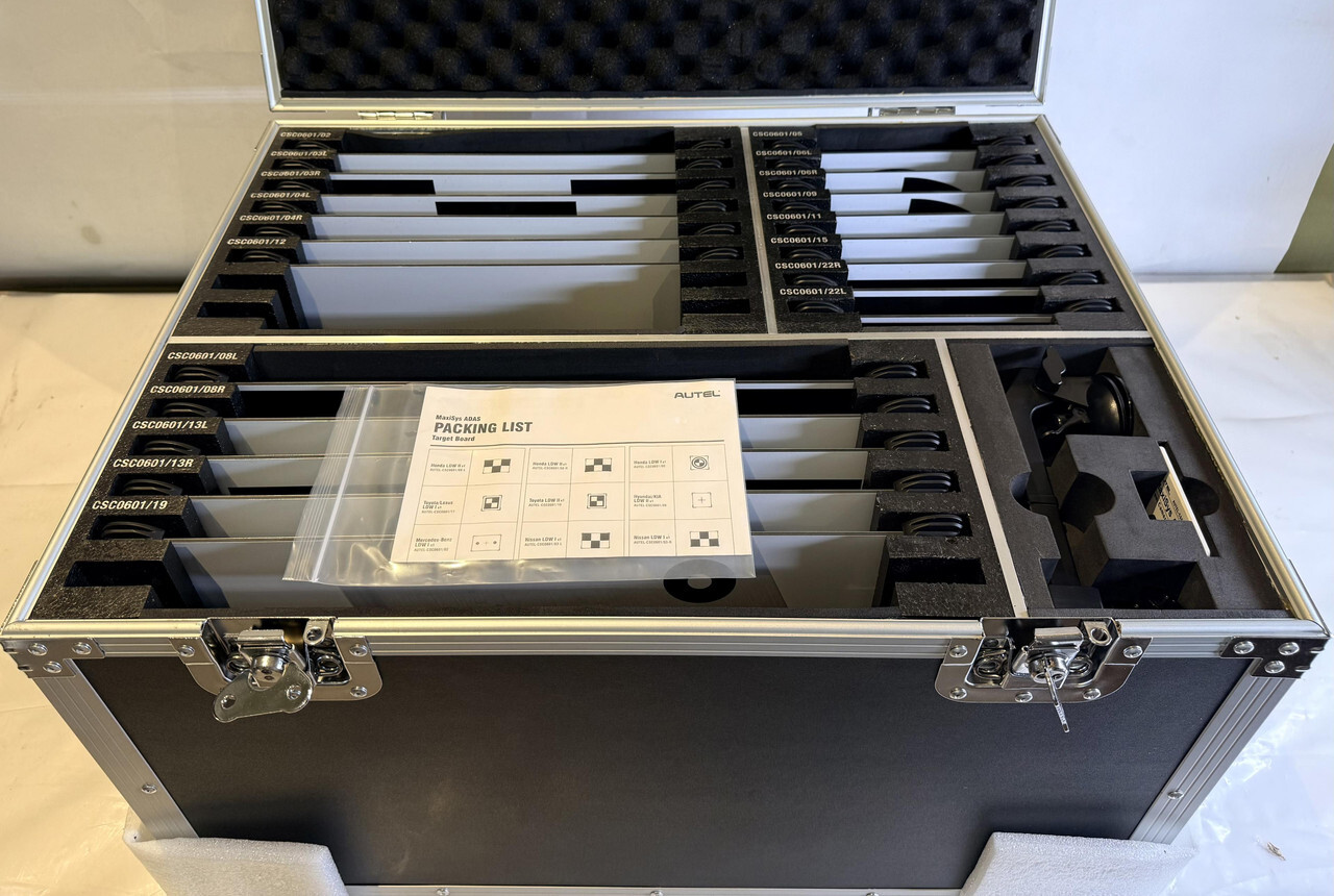 AUTEL MAXISYS ADAS LDW PATTERN CALIBRATION TARGET BOARDS WITH CASE