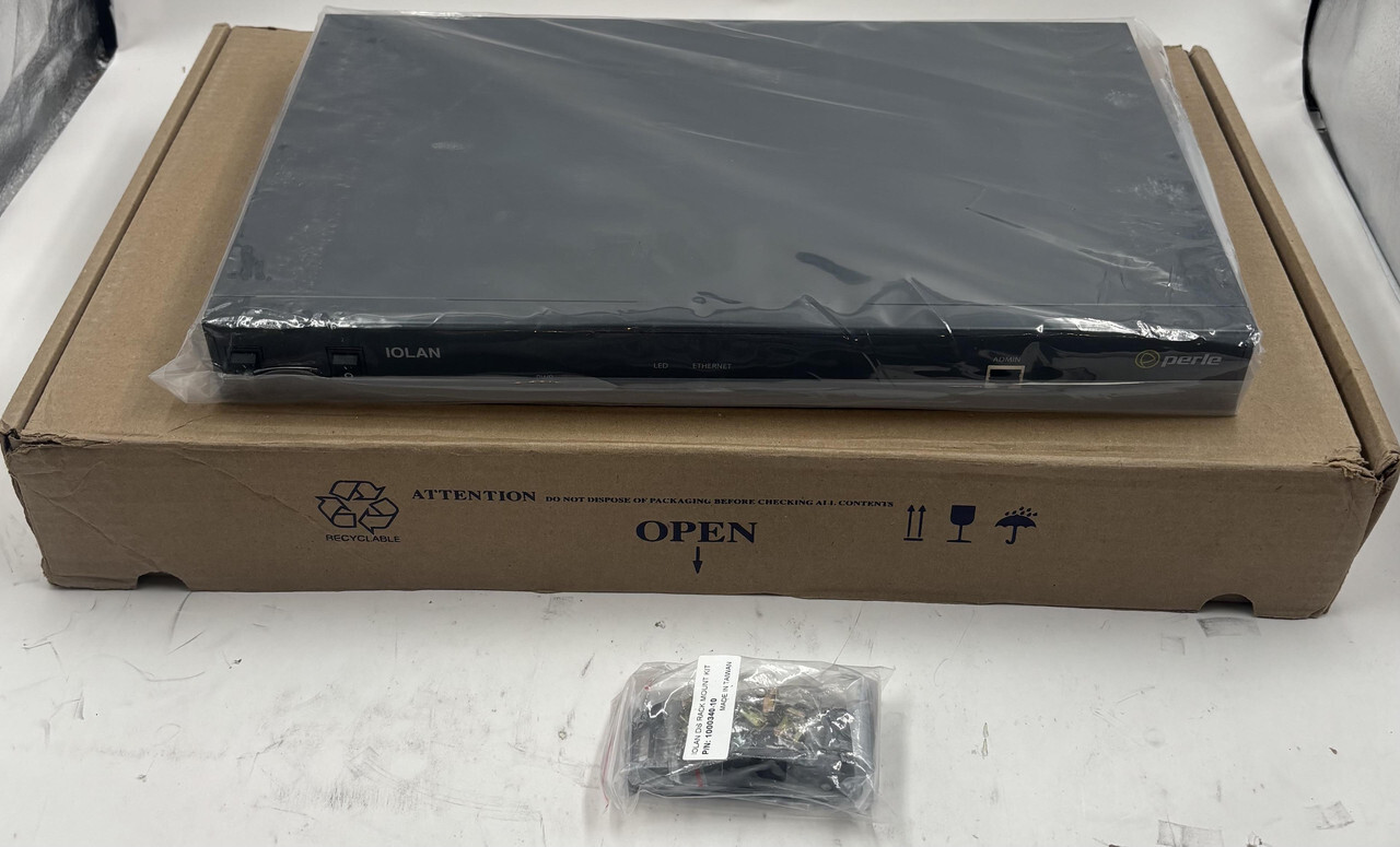 PERLE 04031130 IOLAN SCR1618 RDAC SECURE CONSOLE COMPUTER SERVER