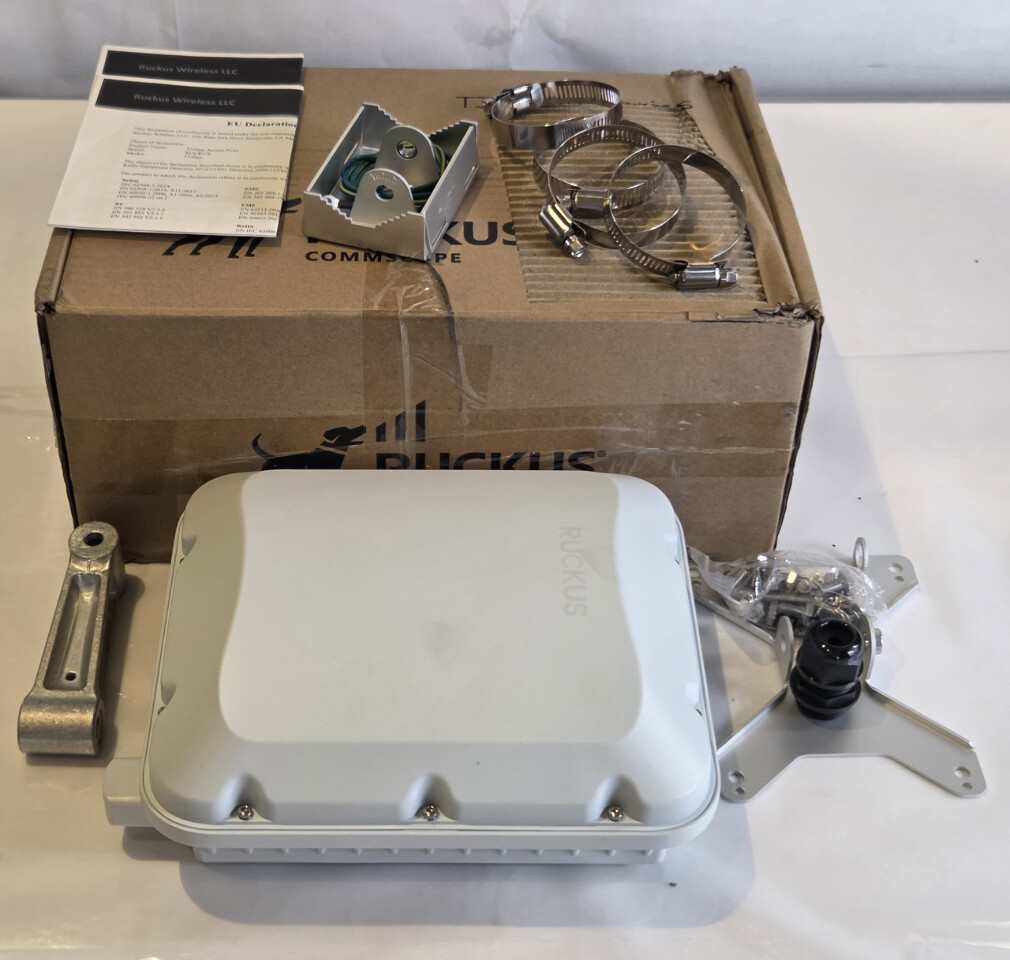 RUCKUS T350SE WIFI 6 OUTDOOR WIRELESS ACCESS POINT 901-T350-USS1 W/ MOUNTING KIT
