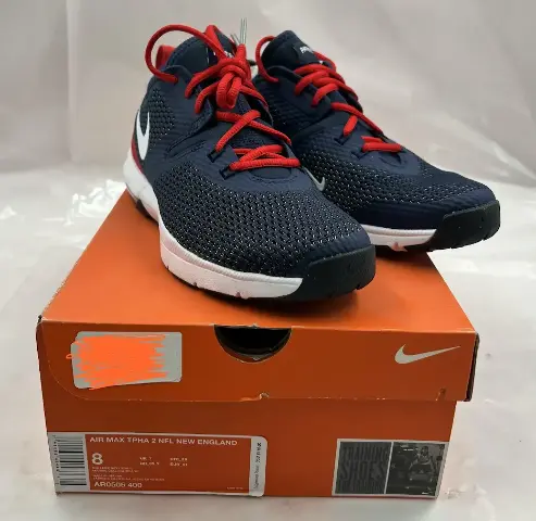 NIKE AR0505 400 AIR MAX TYPHA 2 NFL NEW ENGLAND PATRIOTS SIZE 8