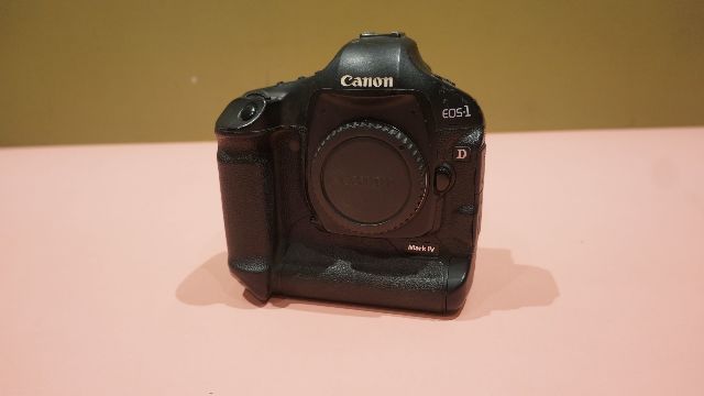 CANON DS126221 EOS-1 D MARK IV DIGITAL SLR CAMERA