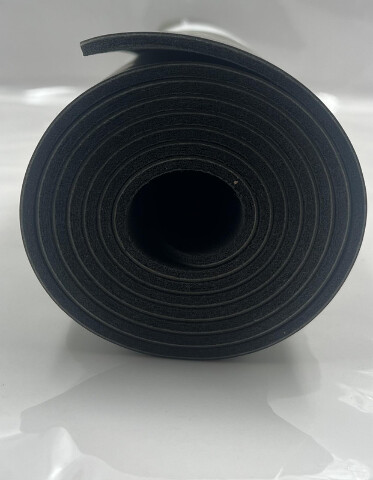 esm003x03x042326-alo-yoga-no-
