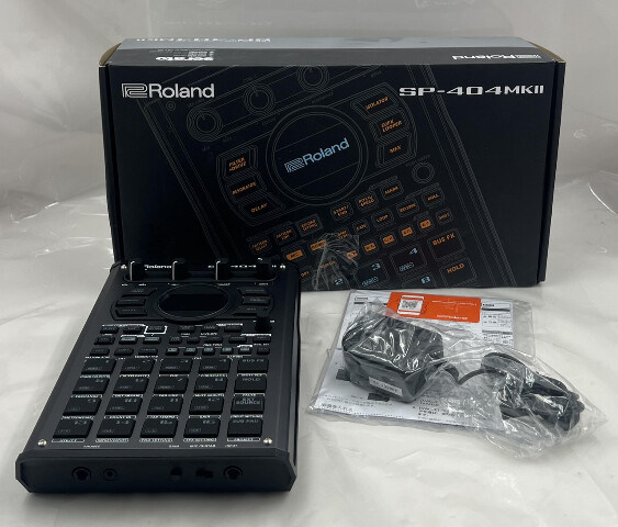 ROLAND SP-404MKII LINEAR WAVE SAMPLER PORTABLE HARDWARE SAMPLER AND EFFECTOR