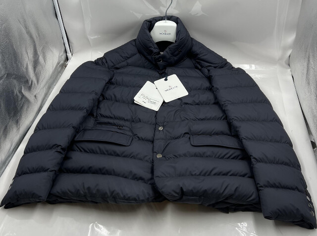 MONCLER MALINVERN GOOSE DOWN PUFFER COAT BLUE GIUBBOTTO J20911A00108549SK SIZE 1