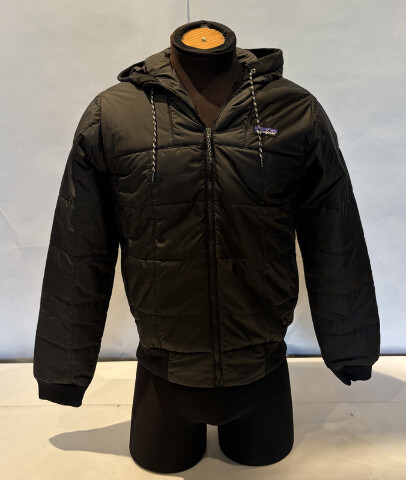 PATAGONIA 20830 MEN'S BOX QUILTED HOODY WITH DRAWSTING SIZE SMALL S BLACK