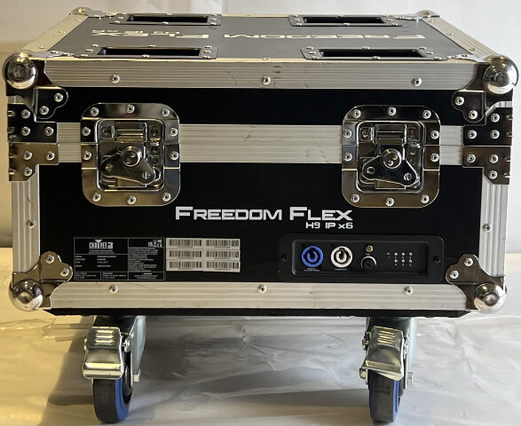 CHAUVET DJ FREEDOM FLEX H9 IPX6 WIRELESS LED WEATHER RESISTANT UPLIGHT PACKAGE